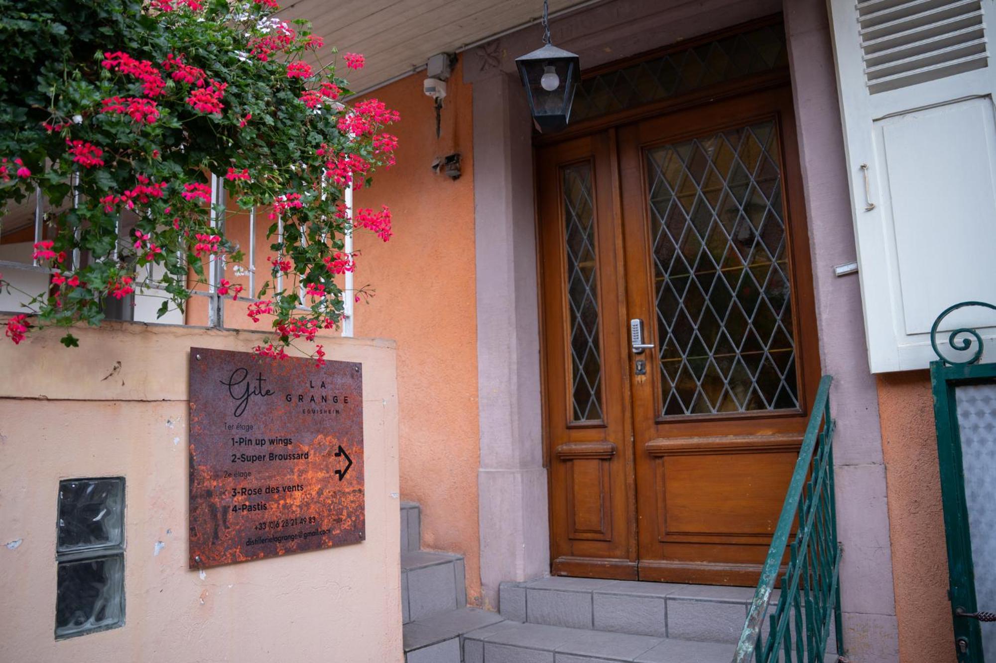 Chambre Rose Des Vents 埃圭斯海姆 外观 照片